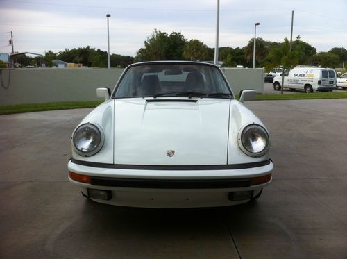 1989 Porsche 911 Carrera Cabriolet, image 10