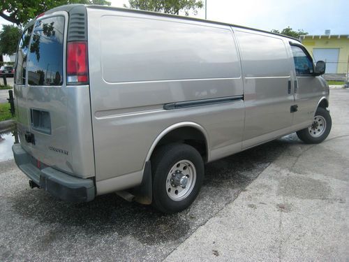 2002 chevrolet express 3500 base cutaway van 2-door 5.7l