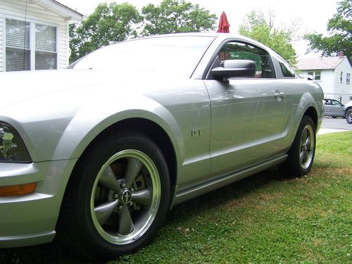 2006 Ford Mustang GT Coupe 2-Door 4.6L, image 10