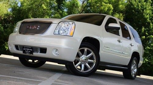 2009 gmc yukon denali navigation sunroof tv/dvd heated &amp; cool seats sat.radio