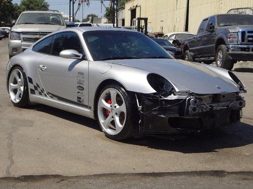 2006 porsche 911 carrera s damaged salvage only 54k miles runs! cooling good!!