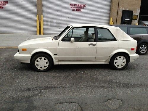 1990 volkswagen cabriolet bestseller convertible 2-door 1.8l