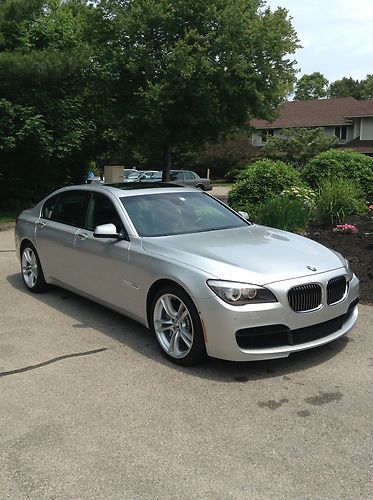 2011 750 li sedan with m sport package only 13,500 miles, original owner seller