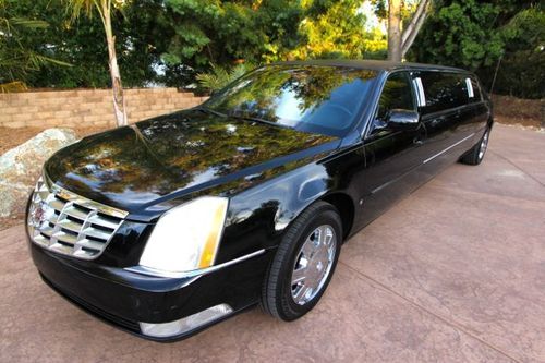 2006 cadillac dts limousine 80,000 miles beautiful car! $19,900