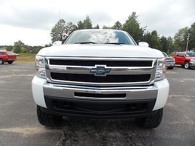 09 Chevy Silverado 4X4 LIFTED NEW DICK CEPEK TIRES NEW VINYL WRAP 1-OWNER NICE, image 4