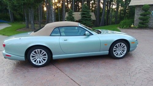 2005 jaguar xk8 base convertible 2-door 4.2l