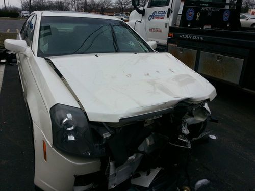 2004 cadillac cts, crashed cadillac cts, accident cadillac cts, accident car