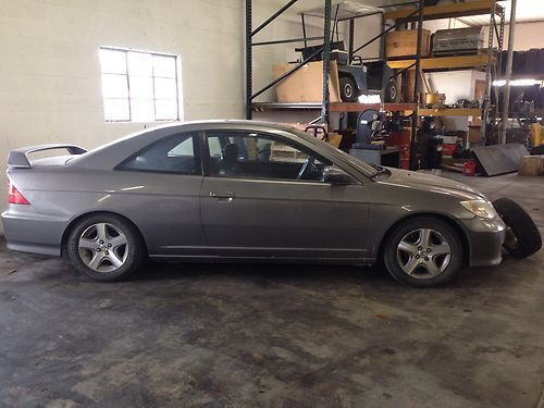 2004 honda civic ex coupe 2-door 1.7l