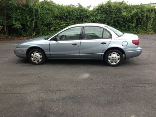 2002 saturn sl1 base sedan 4-door 1.9l- no reserve!!!!!!