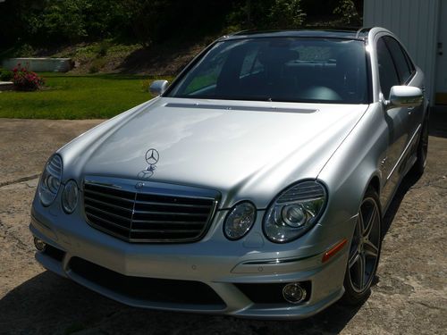 2009 mercedes-benz e63 amg base sedan 4-door 6.3l