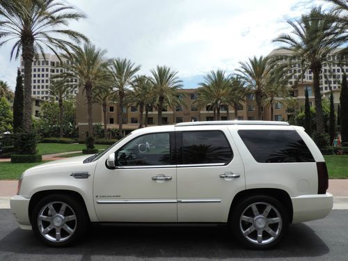 2007 cadillac escalade, awd, excellent cond, strut pkg, navi, rear ent, 22" rims