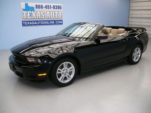 We finance!!!  2010 ford mustang convertible auto a/c 17 rims cd texas auto