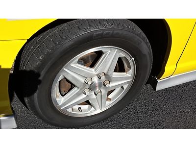 (((2002 Chevy Monte Carlo SS pace car 2dr sporty COLD A/C CLEAN FLORIDA CAR ))), image 21