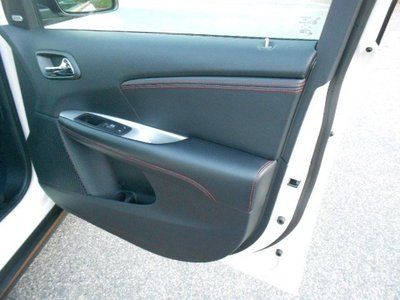 R/T Ethanol - FFV 3.6L CD Front Wheel Drive Power Steering ABS Aluminum Wheels, image 4