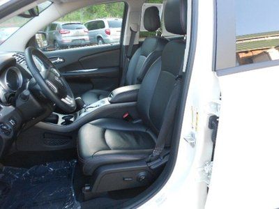 R/T Ethanol - FFV 3.6L CD Front Wheel Drive Power Steering ABS Aluminum Wheels, image 17