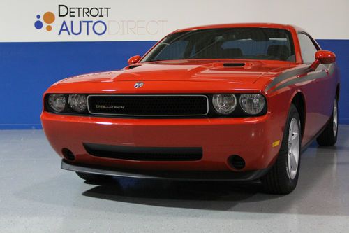 2010 dodge challenger se coupe 2-door 3.5l