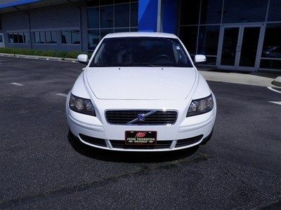 2.4i 2.4L Signal mirrors - Turn signal in mirrors Rear defogger Clock - In-dash, image 2