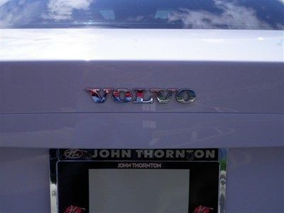 2.4i 2.4L Signal mirrors - Turn signal in mirrors Rear defogger Clock - In-dash, image 8