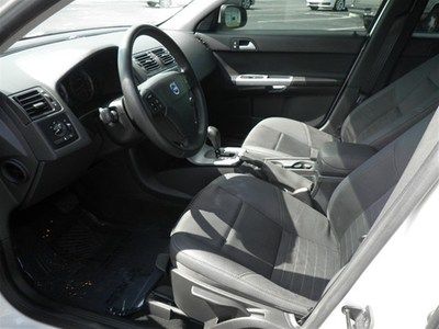 2.4i 2.4L Signal mirrors - Turn signal in mirrors Rear defogger Clock - In-dash, image 12