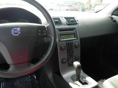 2.4i 2.4L Signal mirrors - Turn signal in mirrors Rear defogger Clock - In-dash, image 18