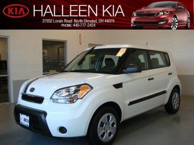 Manual 1.6l cd front wheel drive power steering 4-wheel disc brakes mp3 player