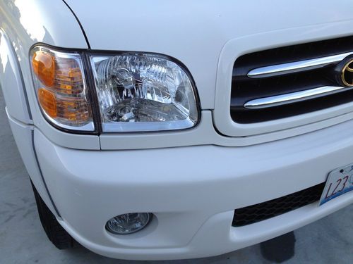 2002 Toyota Sequoia Limited 4x4, image 7
