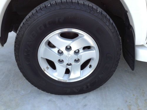 2002 Toyota Sequoia Limited 4x4, image 10
