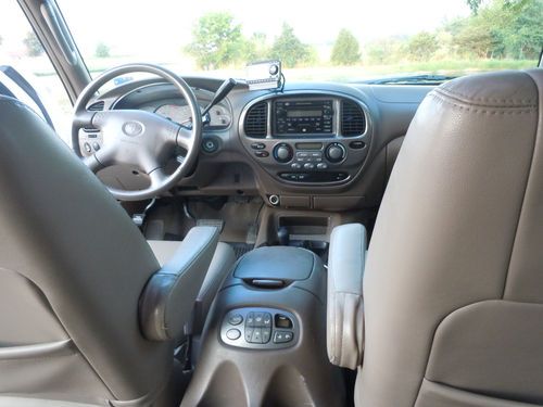 2002 Toyota Sequoia Limited 4x4, image 16