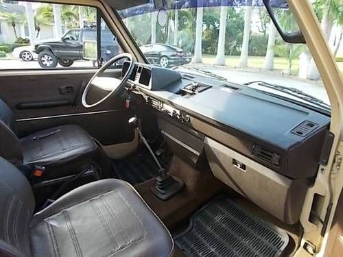 1983 Volkswagen Vanagon L Standard Passenger Van 3-Door 1.9L, image 5