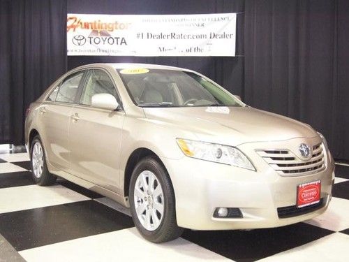 Camry xle v6 leather heated seats moonroof