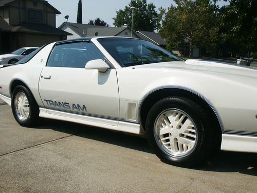 1984 pontiac firebird trans am 15th anniversary edition: low mileage !!!