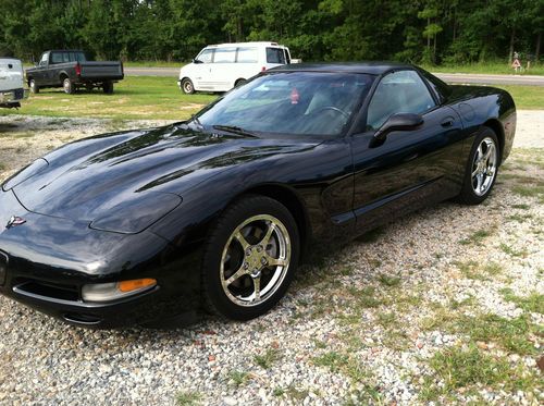 2001 corvette-black with gray interior