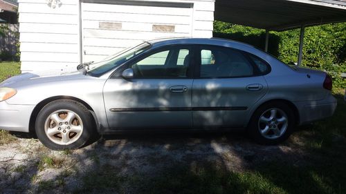 2001 ford taurus se 2-valve sedan 4-door 3.0l