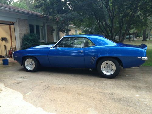 1969 chevrolet camaro x11,350 w/383 stroker kit. 350 trans. moser rear end