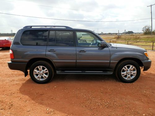 2004 lexus lx470