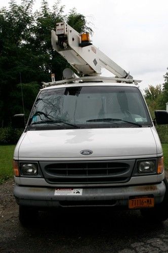 Bucket truck van ford e350 baker