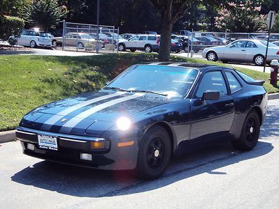 1988 porsche 944 - 5spd - leather - new paint - runs/drives good - no reserve!