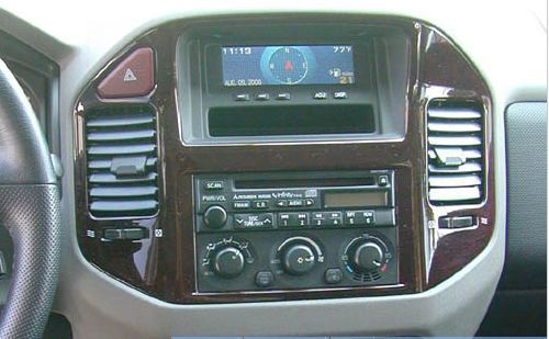 2001 MITSUBISHI MONTERO LIMITED SUV, image 6