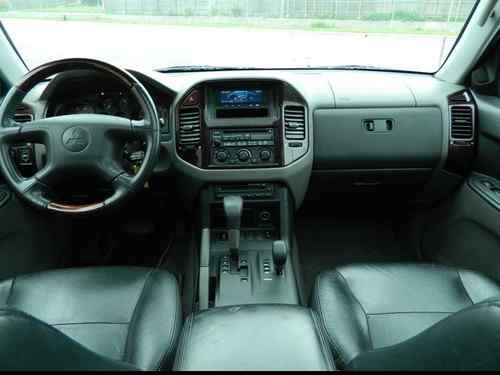 2001 MITSUBISHI MONTERO LIMITED SUV, image 10