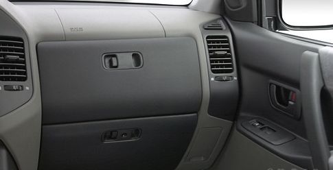 2001 MITSUBISHI MONTERO LIMITED SUV, image 19