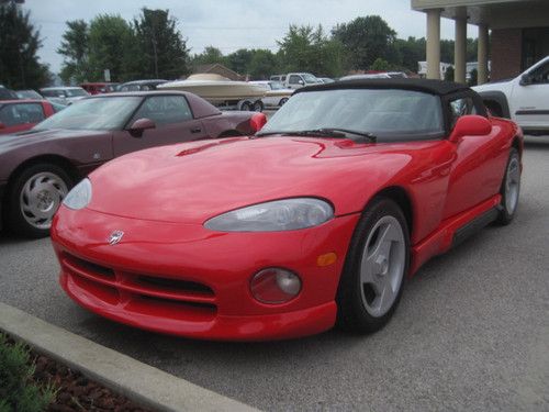 1994 dodge viper base convertible 2-door 8.0l