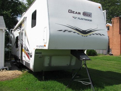 2007 Chevy Silverado 2500HD TRUCK and 38' Fleetwood Gearbox 5TH wheel COMBO, US $52,000.00, image 9