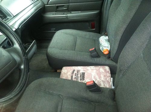 2003 Crown Victoria, image 4