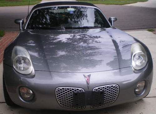 2006 pontiac solstice base convertible 2-door 2.4l