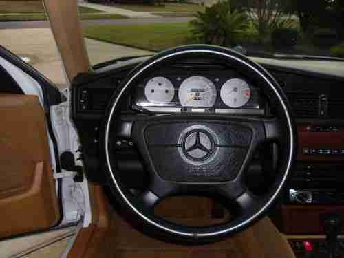 1992 Mercedes-Benz 190E 2.6 Sedan 4-Door 2.6L PRIVATE OWNER - NO RESERVE, image 6