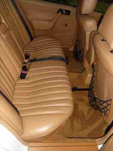 1992 Mercedes-Benz 190E 2.6 Sedan 4-Door 2.6L PRIVATE OWNER - NO RESERVE, image 9