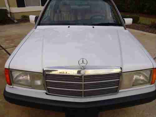 1992 Mercedes-Benz 190E 2.6 Sedan 4-Door 2.6L PRIVATE OWNER - NO RESERVE, image 14