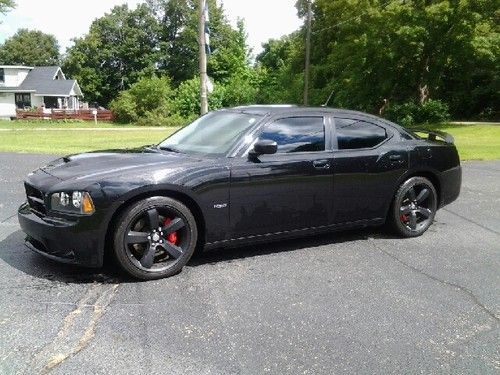 2008 dodge charger srt8