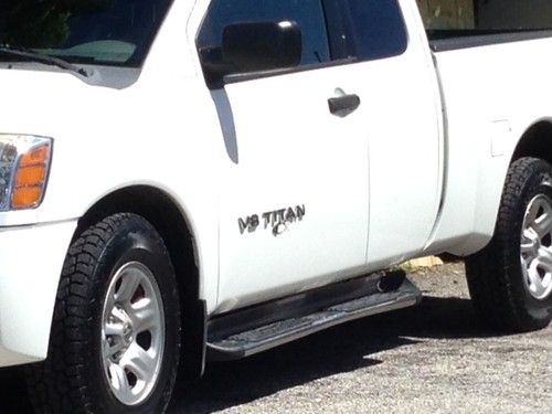 2006 Nissan Titan XE Crew Cab Pickup 4-Door 5.6L, US $9,800.00, image 2