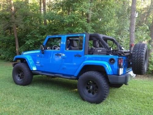 2011 jeep wrangler unlimited sahara sport utility 4-door 3.8l